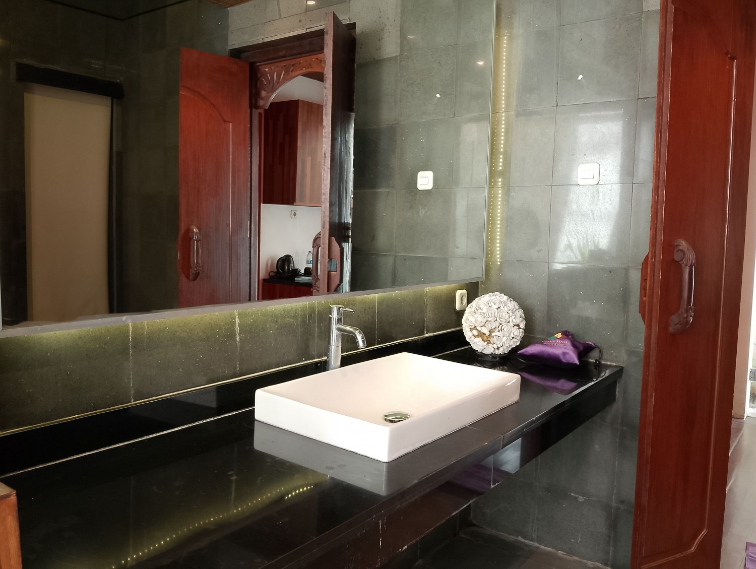 GRAND MEGA RESORT & SPA